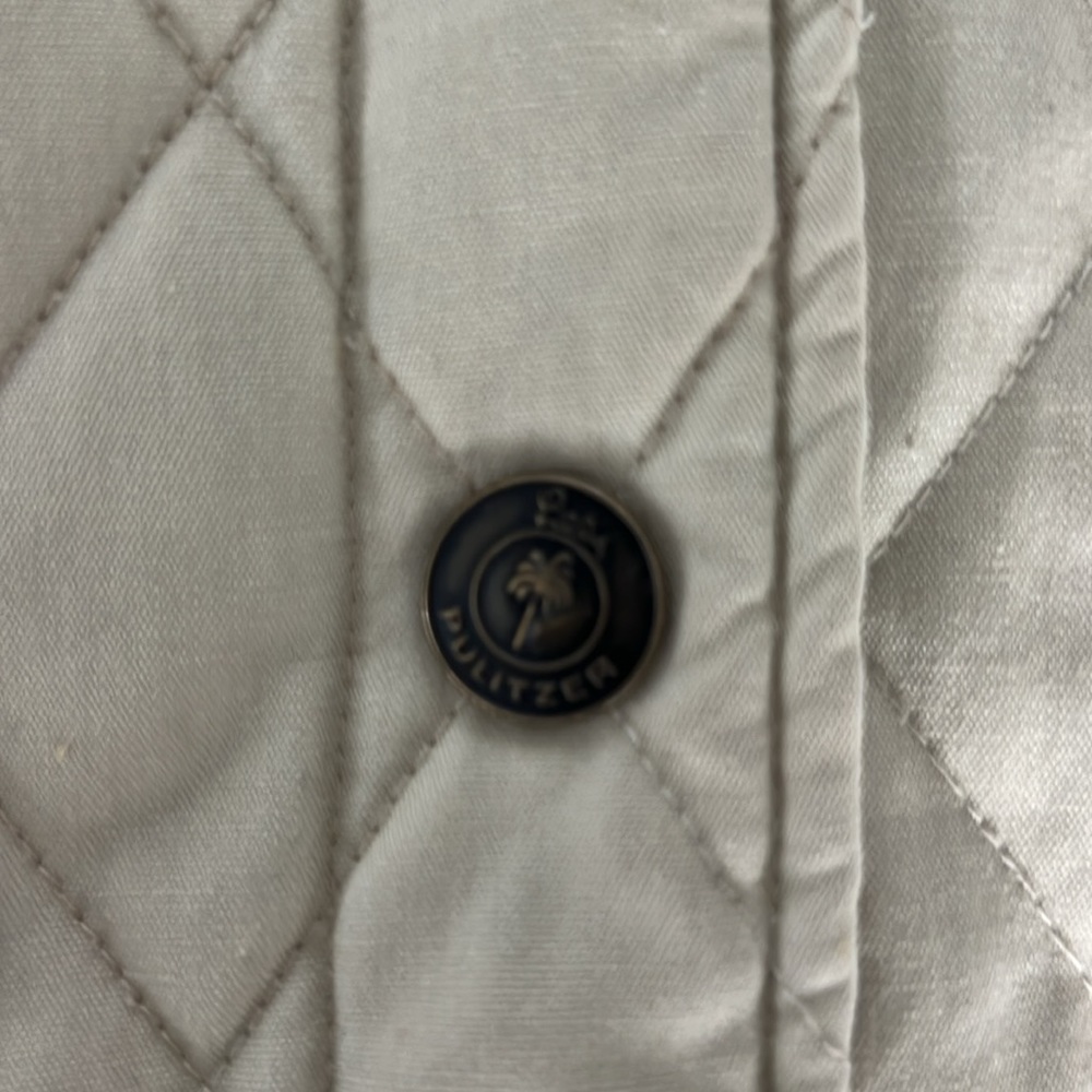 Lilly Pulitzer beige quilted jacket Size Medium M - Picture 9 of 12